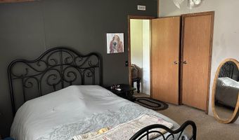 6577 S Fowler Rd, Bloomfield, IN 47424
