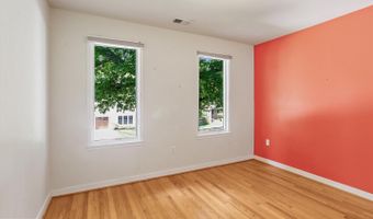 9819 PARKWOOD Dr, Bethesda, MD 20814