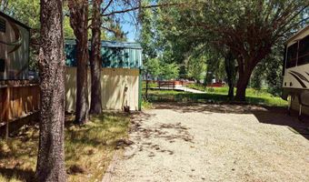 514 Sawyer St H03, Cascade, ID 83611