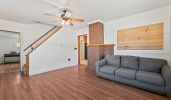 11 Outlet Rd, Augusta, ME 04330