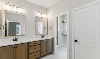 304 W Pepper Tree Rd, Andover, KS 67002