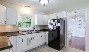 70 S 5th Ave, Beech Grove, IN 46107