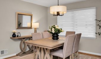 749 Park Ave, Belford, NJ 07718