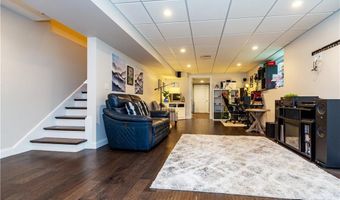 201 Rodman Ln, North Kingstown, RI 02852