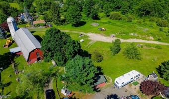 922 Warwick Tpke, Alloway, NJ 07421