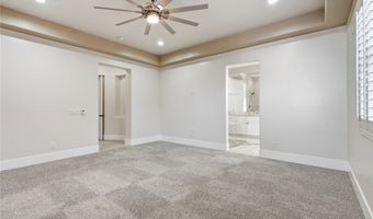 10820 Woodstream Ct, Las Vegas, NV 89135