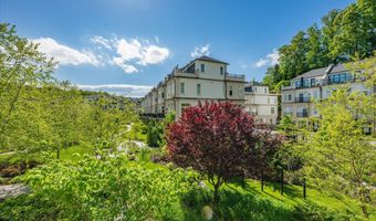8121 RIVER Rd 423, Bethesda, MD 20817