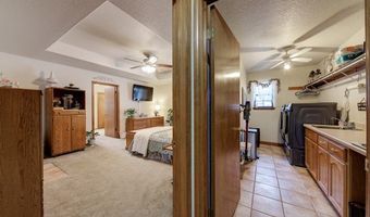 172 Home Pl, Adkins, TX 78101