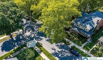 2051 W Livingston St, Allentown, PA 18104