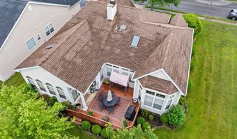 28 Jumping Brook Ln, Barnegat, NJ 08005
