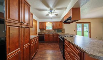85 Holly Hills Rd, Batesville, AR 72501
