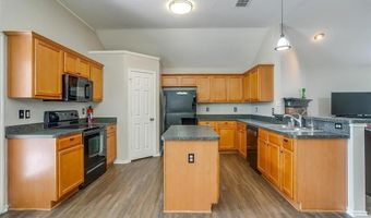 304 Limestone Dr, Alvarado, TX 76009