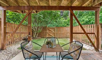 5914 LANGTON Dr, Alexandria, VA 22310