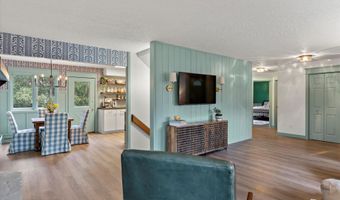 8000 Summerset Dr, Anchorage, AK 99518