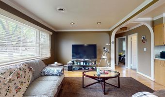 3336 N Betty Dr, Arlington Heights, IL 60004