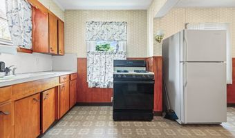 1511 Wade Ave, Alliance, OH 44601