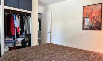 424 Hilltop Rd, Ames, IA 50014