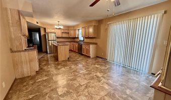 205 S Traster St, Altamont, KS 67330