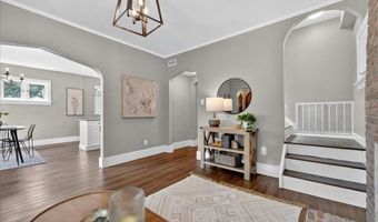 8025 McGee St, Affton, MO 63123