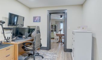 222 N 1st St, Arkansas City, KS 67005