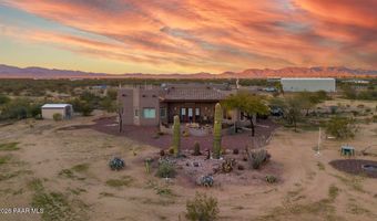 48424 N 520th Ave, Aguila, AZ 85320