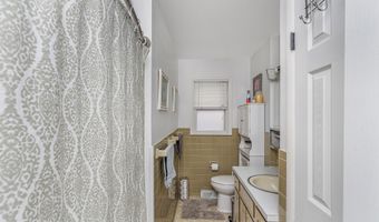 74 Kakely St, Albany, NY 12208