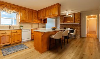 19497 Stone Mountain Rd, Abingdon, VA 24210