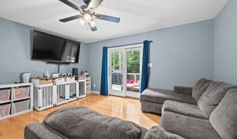341 Courtland Dr, Appomattox, VA 24522