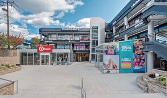 6820 WISCONSIN Ave 4006, Bethesda, MD 20815