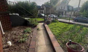 956 Beaver Rd, Ambridge, PA 15003