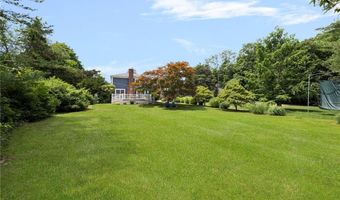 9 Foster St, Barrington, RI 02806