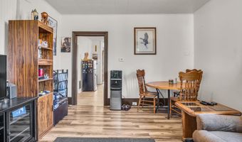 2 E MAIN St, Carlisle, PA 17015