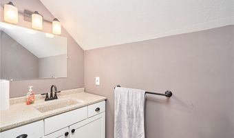1884 Malasia Rd, Akron, OH 44305