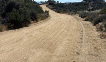 754 Rolling Hills Dr, Aguanga, CA 92536