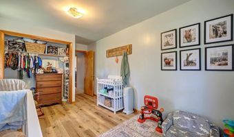 628 E Sand Hollar Rd, Bloomfield, IN 47424