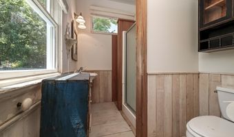 18 W 7TH St, Barnegat Light, NJ 08006