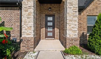 1010 Huntleigh Dr, Bentonville, AR 72713