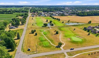 2104 Golfview Dr, Auburn, IN 46706