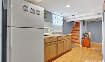 85 Avenel St, Avenel, NJ 07001