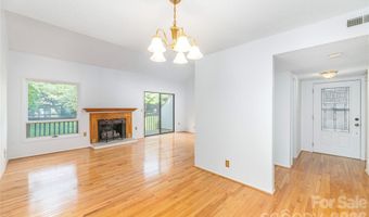 30 Maple Ridge Ln, Asheville, NC 28806
