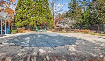 9103 Windrush Ln, Alpharetta, GA 30009