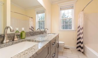 933 Pleasant St, Attleboro, MA 02703