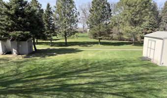 1009 Willow Dr, Aberdeen, SD 57401