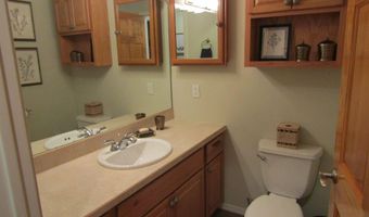 406 5 W Richardson Ave, Artesia, NM 88210
