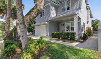 370 8TH St, Atlantic Beach, FL 32233