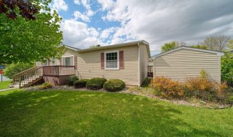 704 Hidden River Dr, Adrian, MI 49221