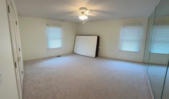1 LONNIE Ct, Bear, DE 19701