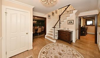 191 Cherry Ln, Airmont, NY 10952