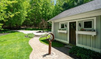 2100 Timber Point Dr SE, Ada, MI 49301