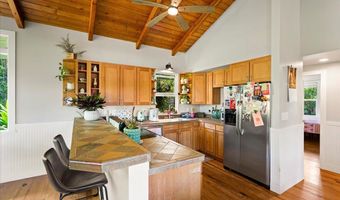 40 Hohani Pl, Haiku, HI 96708